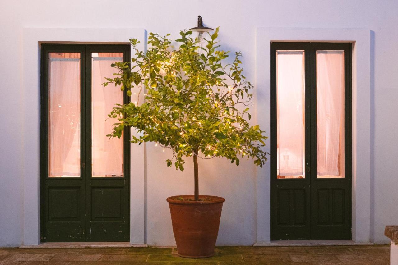 Bed and Breakfast Don Alfonso Dimora D'Epoca Racale Exterior foto