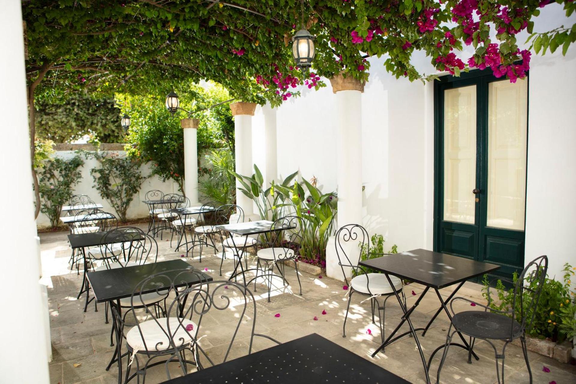 Bed and Breakfast Don Alfonso Dimora D'Epoca Racale Exterior foto