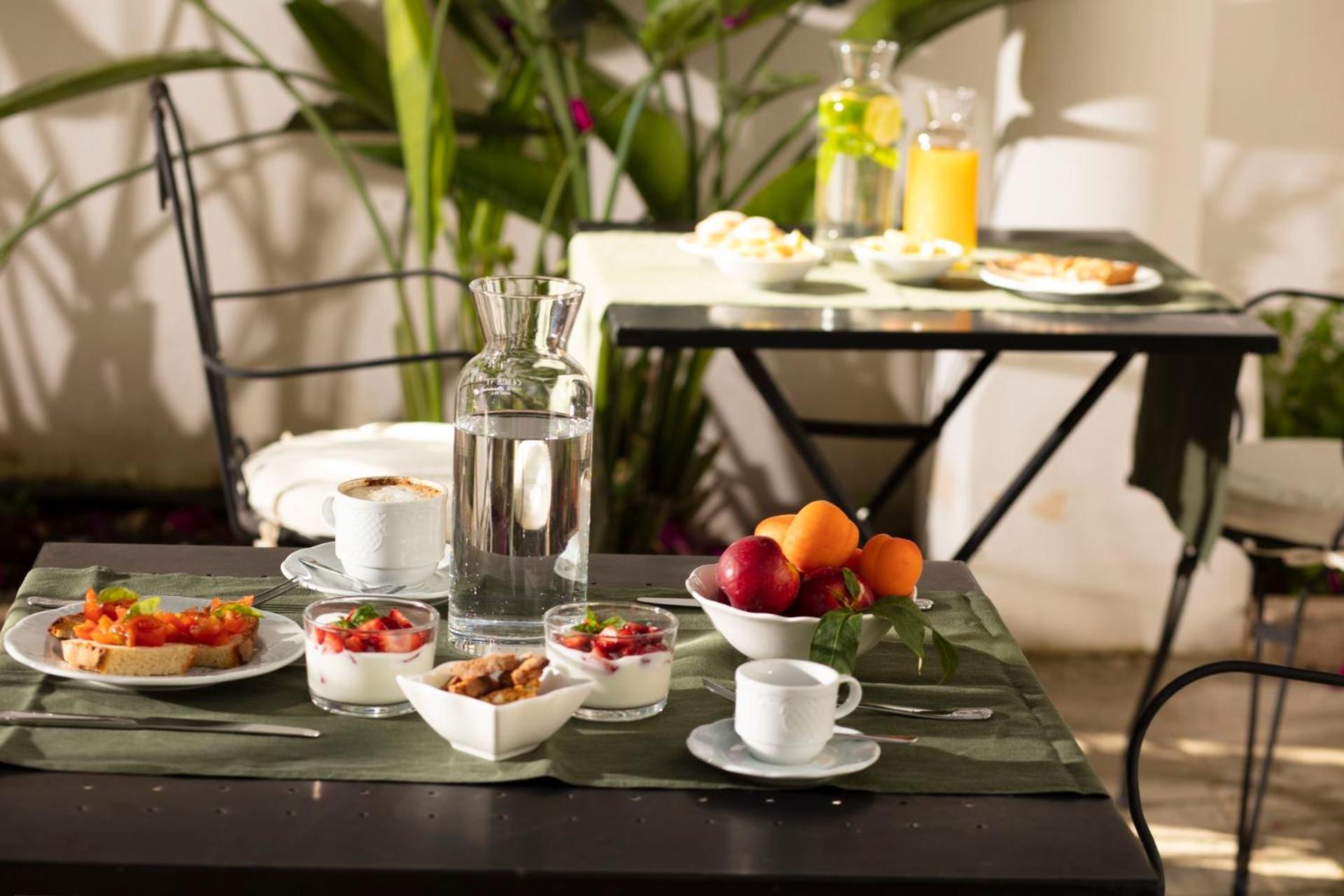 Bed and Breakfast Don Alfonso Dimora D'Epoca Racale Exterior foto